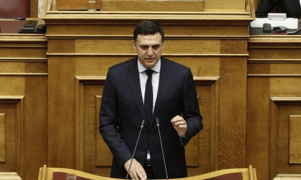 Κικίλιας: «Θα γίνει επίταξη εκχιονιστικών μηχανημάτων σε περίπτωση χιονοπτώσεων στην Αττική»